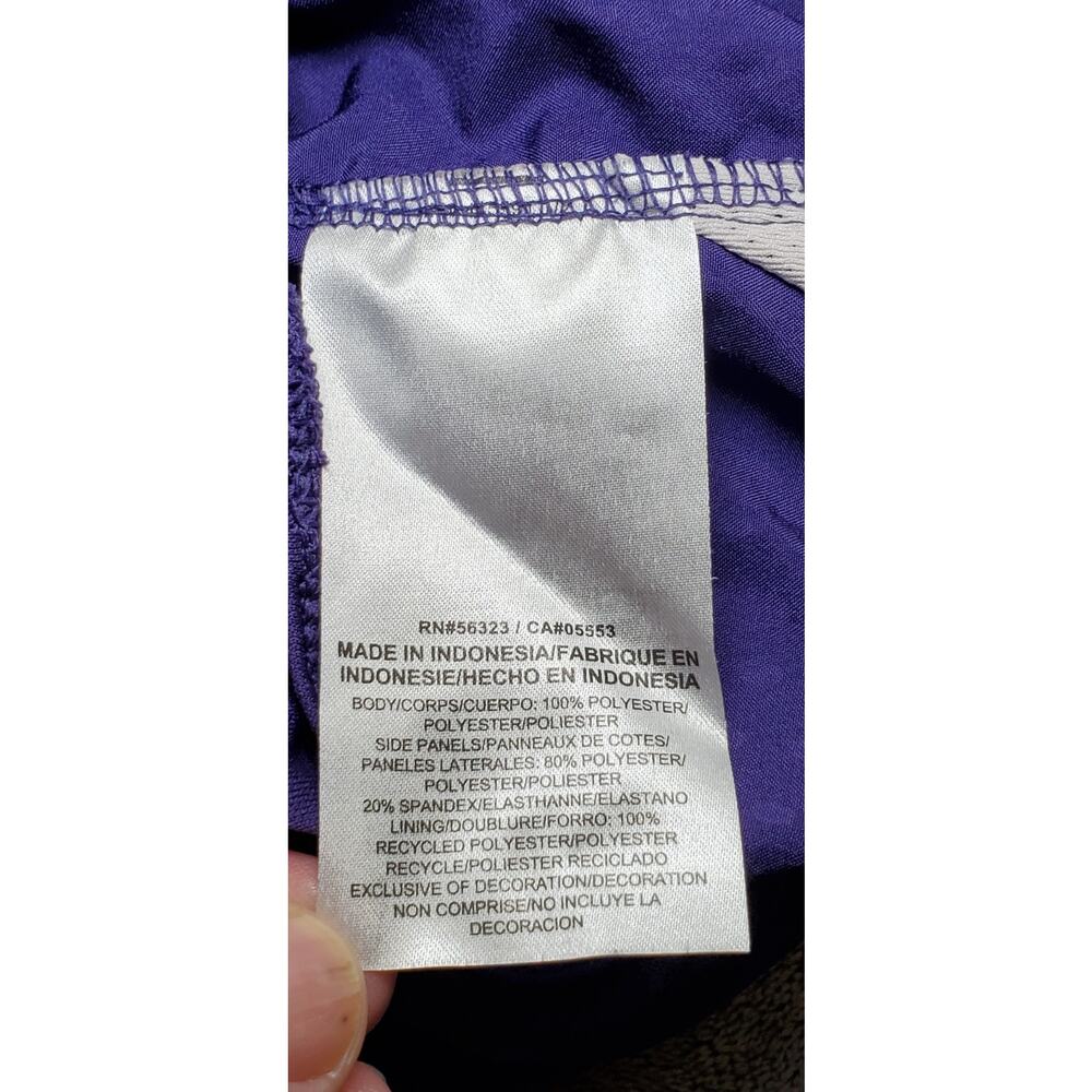 Nike WASHINGTON HUSKIES Sz S Purple COLLEGE RUNNING SHORTS Athletic Women's C21 - Picture 6 of 9